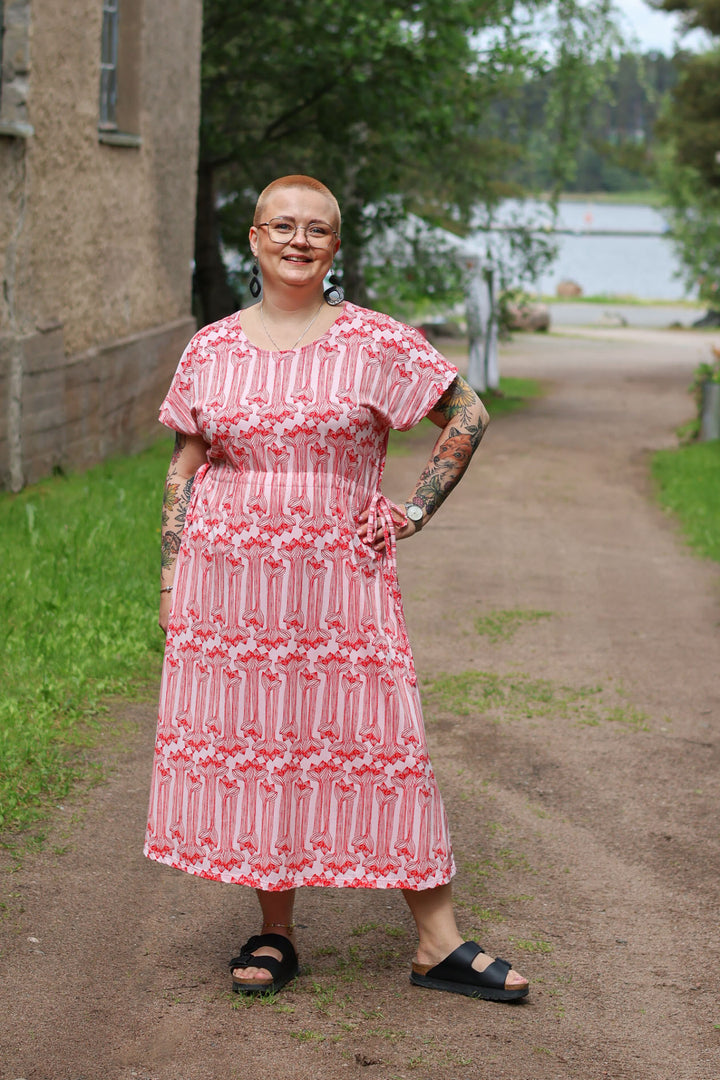 Amy-neulosmekko Amaryllis-kuosilla