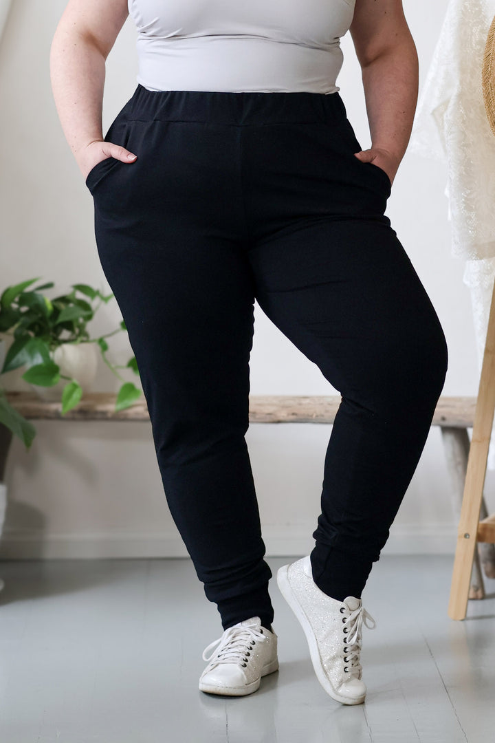 Erika-collegehousut yksivärinen