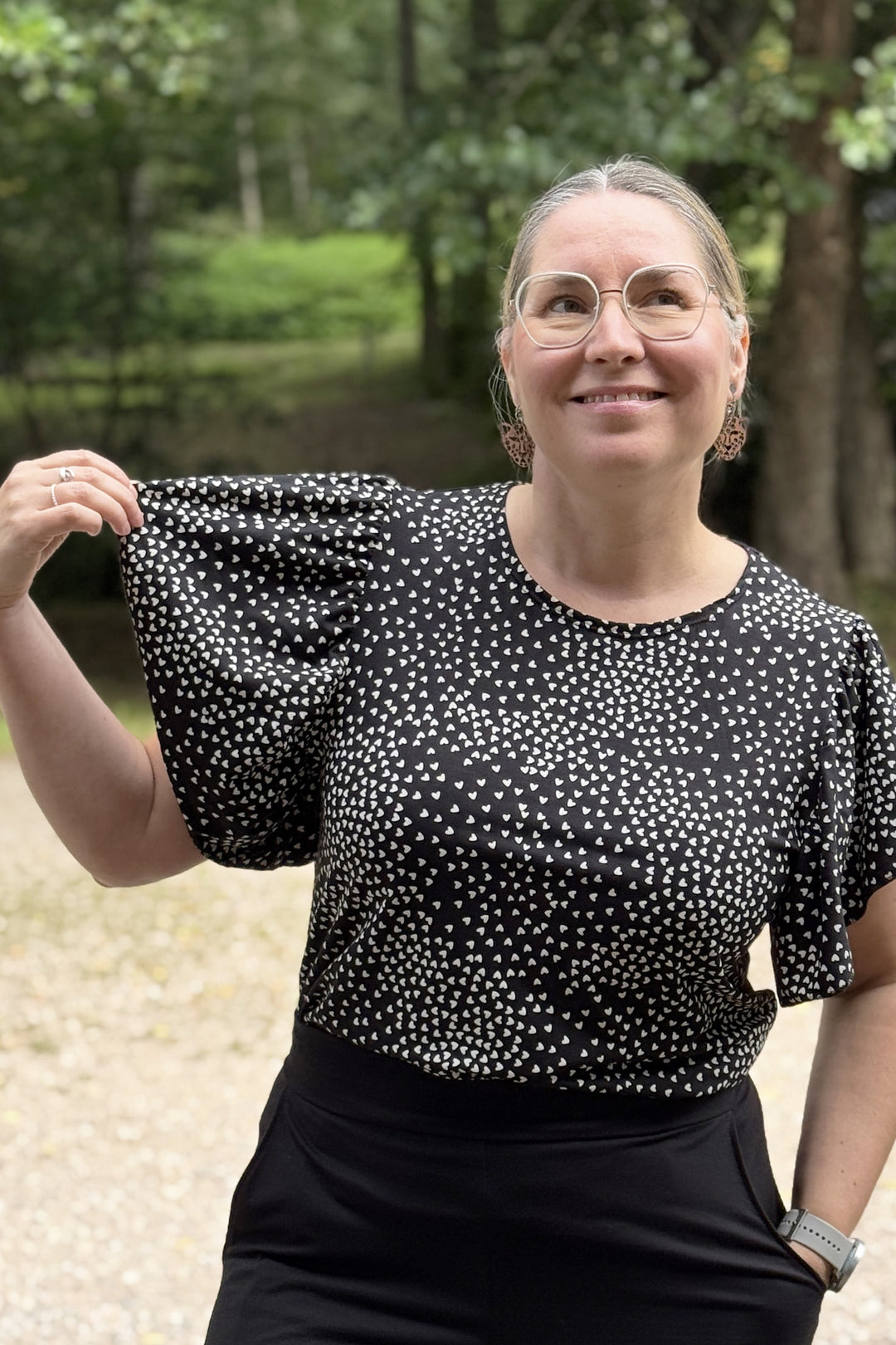 Julia-neulospusero Muru-kuosilla