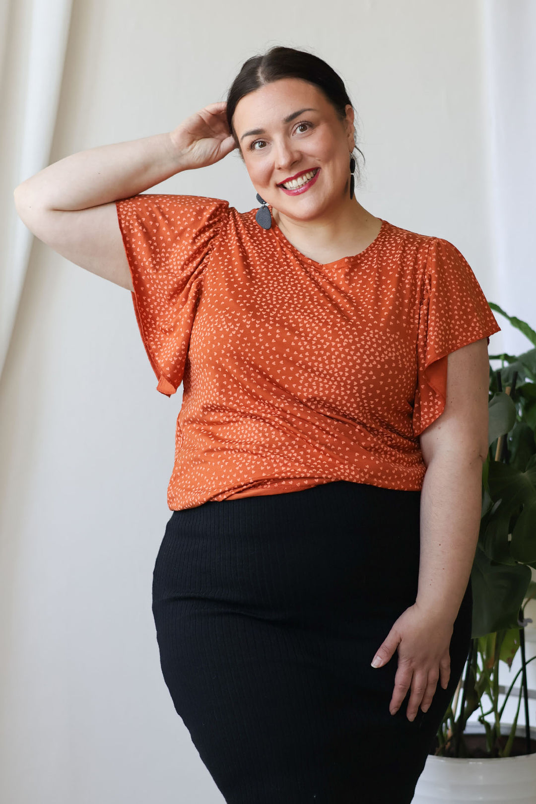 Julia-neulospusero Muru-kuosilla