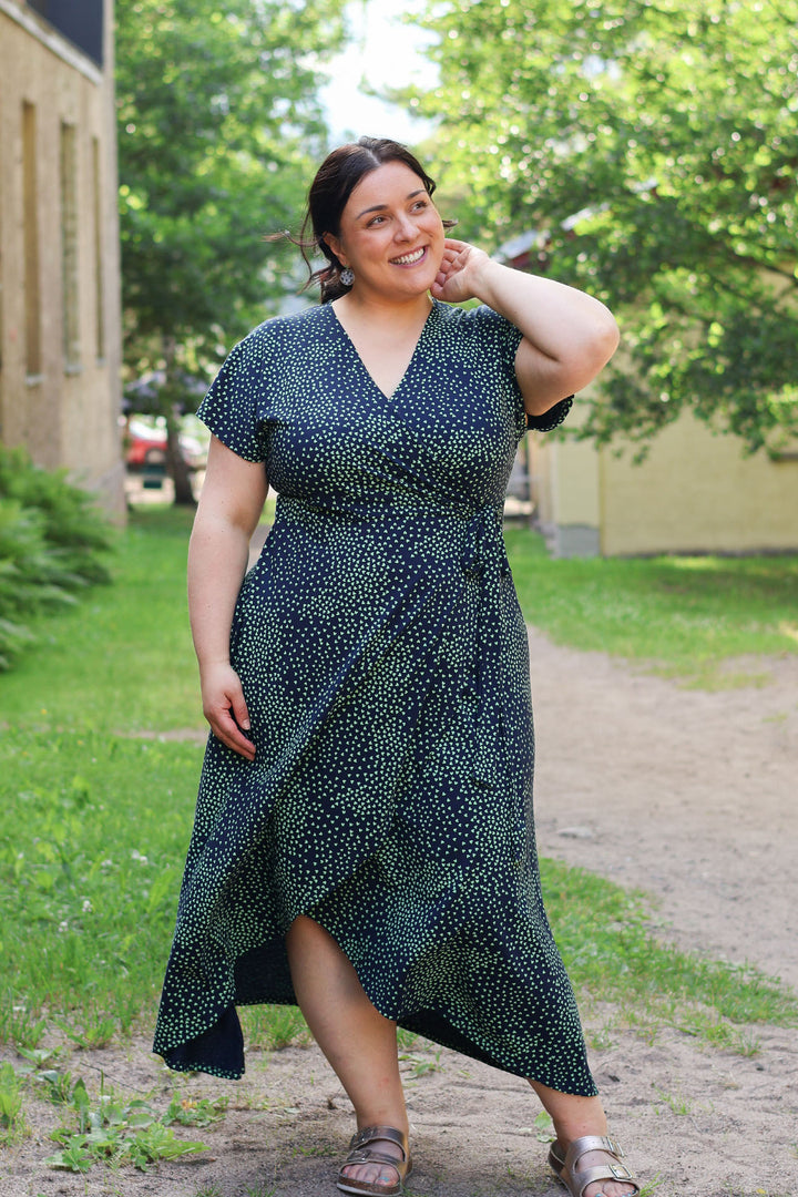 Laura-kietaisumekko Muru-kuosilla