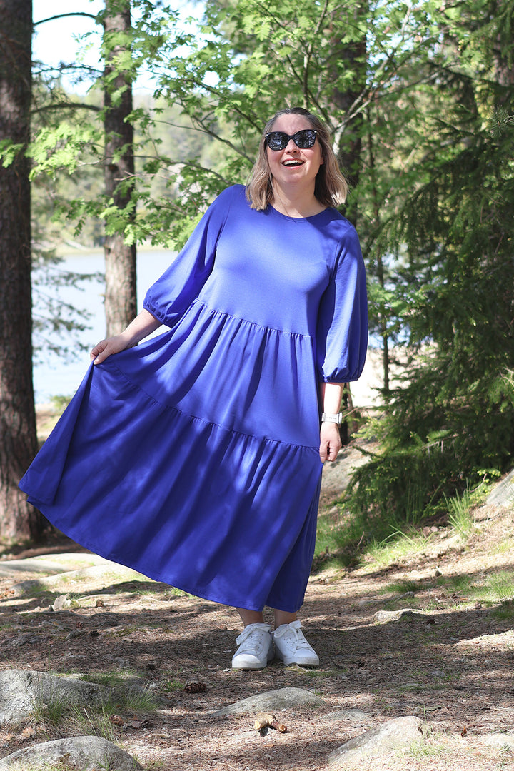 Nova-neulosmekko yksivärinen