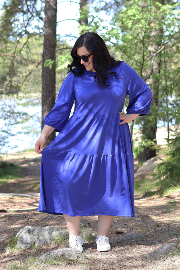 Nova-neulosmekko yksivärinen