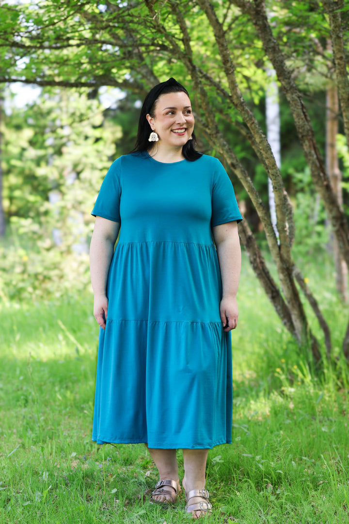 Ruby-neulosmekko yksivärinen