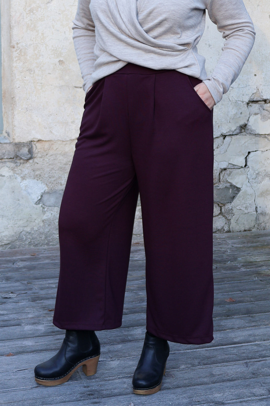 Saga-neuloshousut yksivärinen